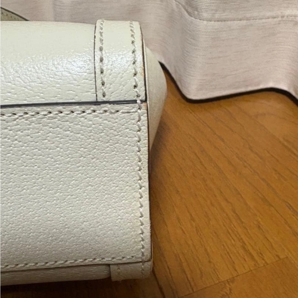 Gucci White Leather Women's Bag - Picture 8 of 12